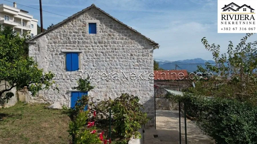 Prodaja, kuća, 106m², Đenovići, Herceg Novi