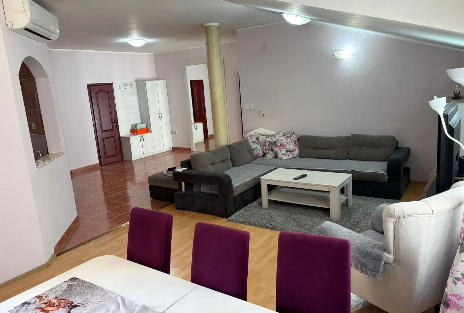 Rent, office space, 90m², Pobrežje, Podgorica