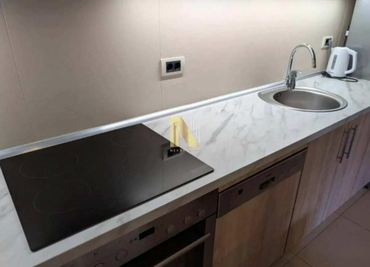 Izdavanje, dvosoban stan, 49m², Adamovićevo Naselje, Novi Sad Sve Podlokacije