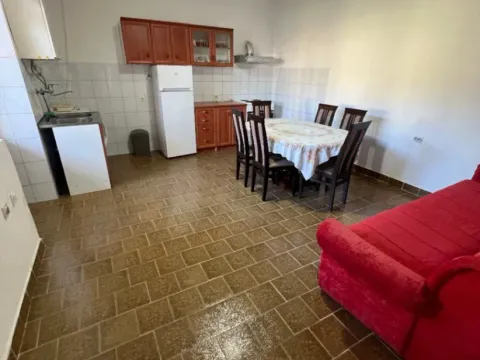 Izdavanje, jednosoban stan, 45m², Ilino, Bar - image 3