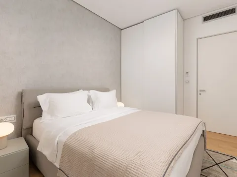 Sale, three bedroom apartment, 180m², Budva, Crna Gora - image 22