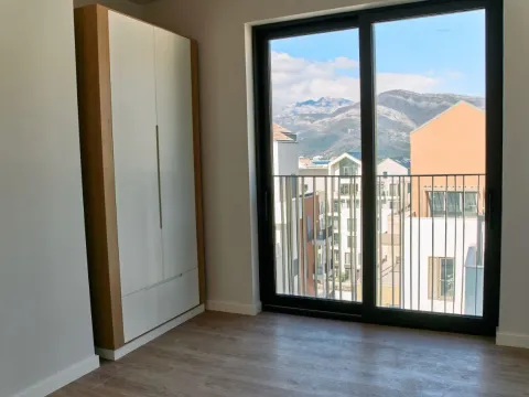 Sale, three bedroom apartment, 102m², Boka Place, Tivat - image 10