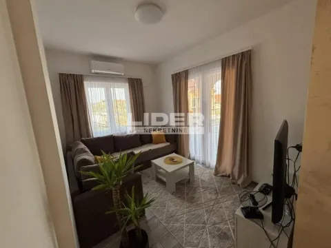 Rent, three bedroom apartment, 115m², Jajinci, Voždovac Sve Podlokacije