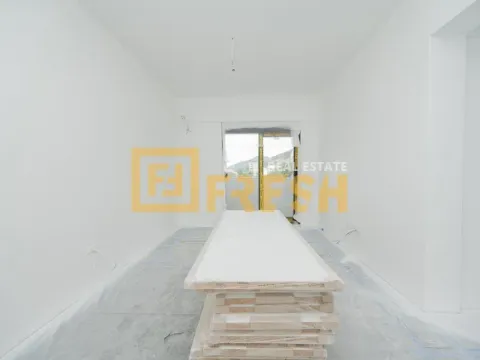 Sale, two bedroom apartment, 71m², Bečići, Budva - image 3