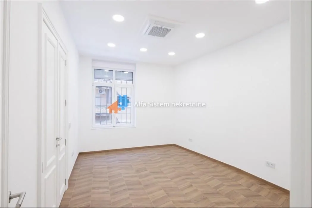 Rent, apartment, 121m², Stari Grad, Beograd