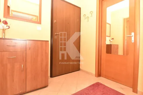 Rent, one bedroom apartment, 40m², Stari Aerodrom, Podgorica - image 9