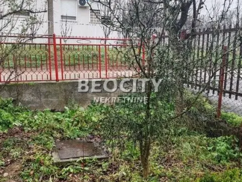 Sale, house, 120m², Resnik, Beograd - image 16