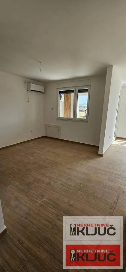 Prodaja, četvorosoban stan, 80m², Telep, Novi Sad Sve Podlokacije