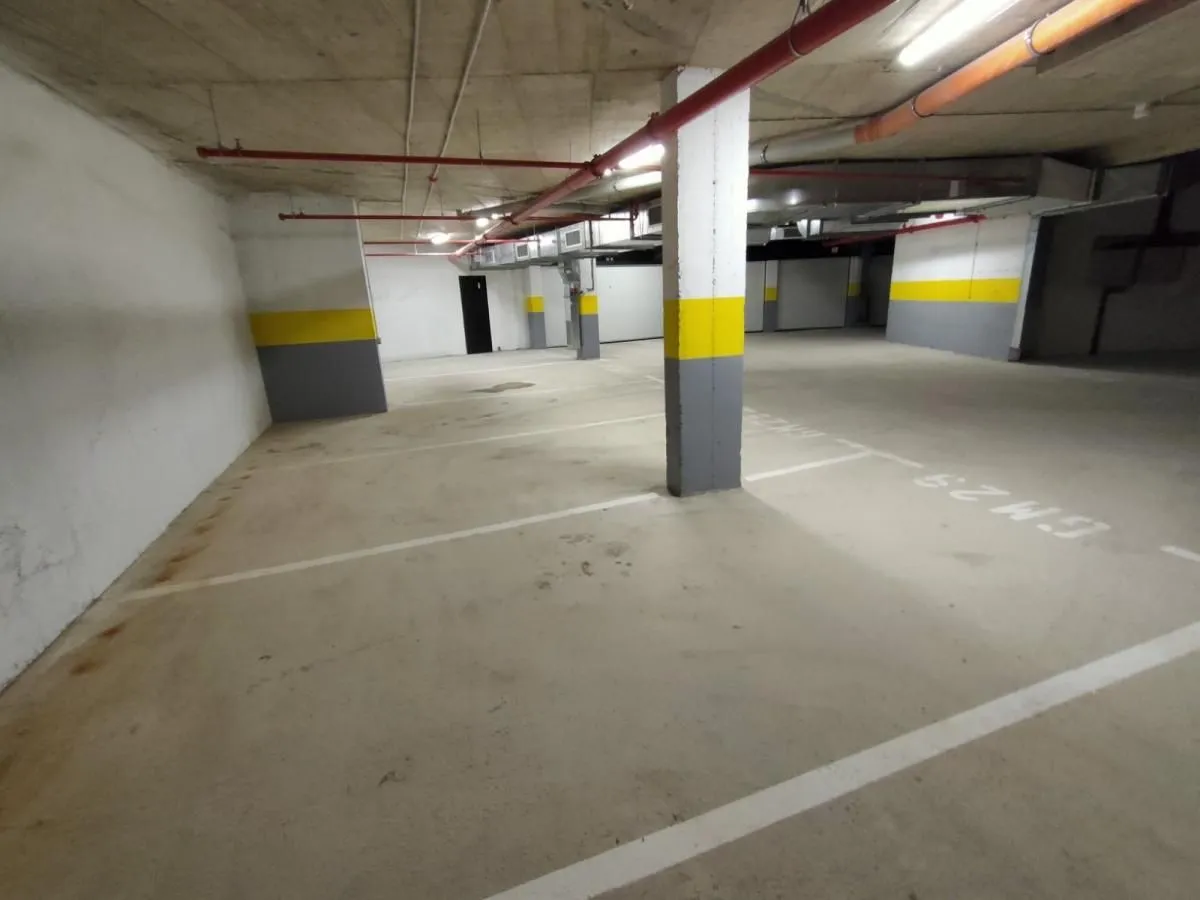 Rent, parking/garage, 16m², Grbavica, Novi Sad Sve Podlokacije