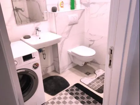 Izdavanje, stan, 46m², Stari Aerodrom, Podgorica - image 16