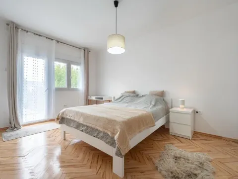 Rent, apartment, 100m², Dalmatinska ulica, Podgorica - image 13