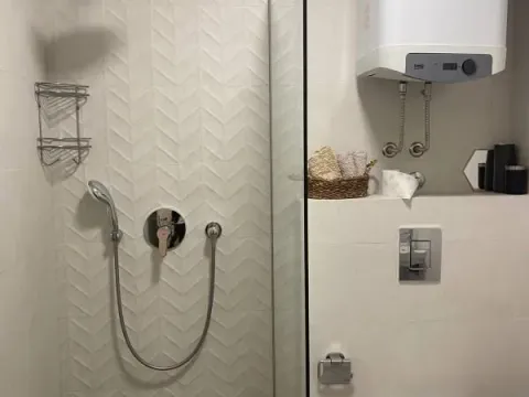 Izdavanje, dvosoban stan, 64m², Bar, Crna Gora - image 6