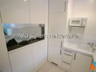 Izdavanje, kuća, 193m², Savski Venac, Beograd - image 8