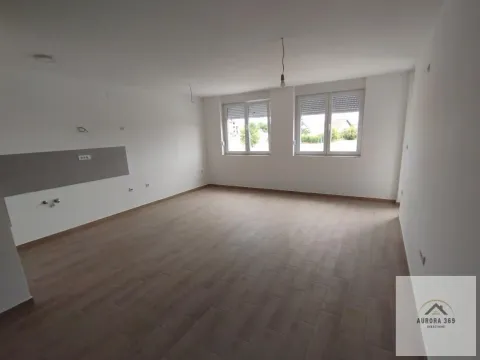 Prodaja, trosoban stan, 74m², Veternik, Novi Sad Sve Podlokacije - image 2