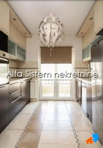 Rent, four bedroom apartment, 140m², Đeram Pijaca, Beograd