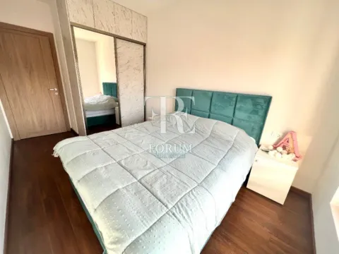 Izdavanje, dvosoban stan, 70m², Master Kvart, Podgorica - image 9