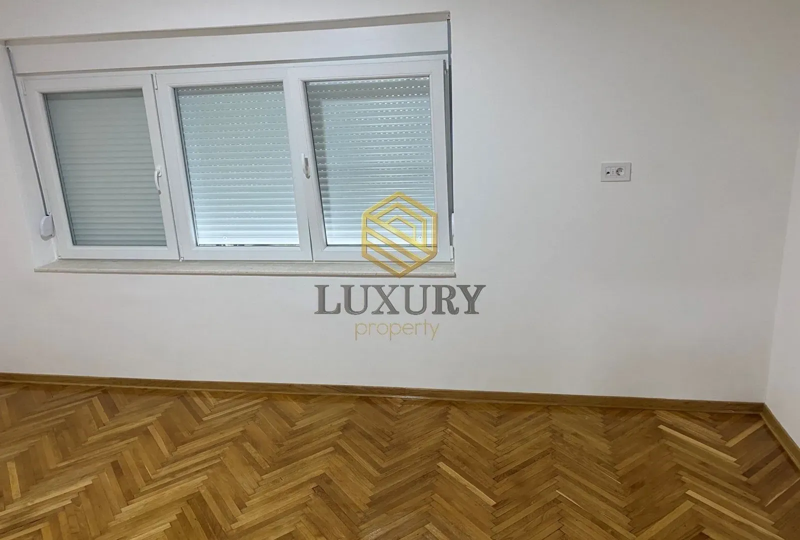 Sale, office space, 58m², Preko Morače, Podgorica