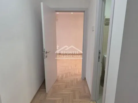 Prodaja, jednosoban stan, 37m², Zemun Centar, Zemun Sve Podlokacije - image 5