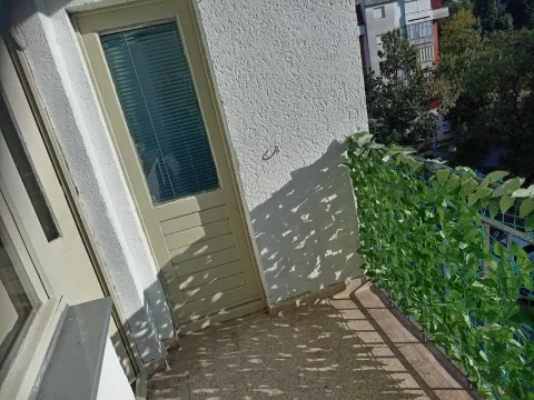 Izdavanje, dvosoban stan, 56m², Preko Morače, Podgorica - image 14