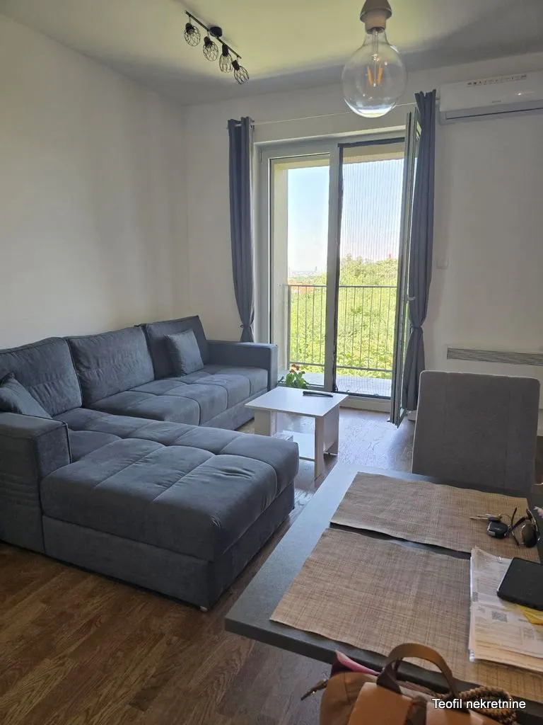 Izdavanje, dvosoban stan, 44m², Zvezdara, Zvezdara Sve Podlokacije
