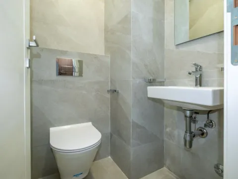 Izdavanje, dvosoban stan, 72m², Central Point, Podgorica - image 11