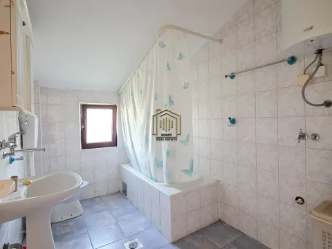 Sale, house, 145m², Spuž, Danilovgrad - image 16