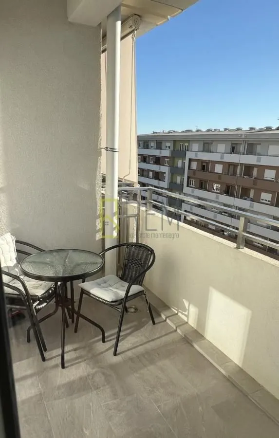 Prodaja, jednosoban stan, 49m², Central Point, Podgorica