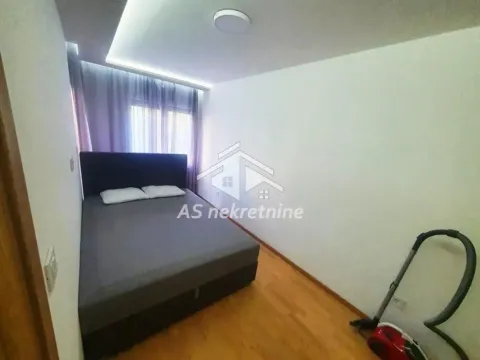 Izdavanje, dvosoban stan, 48m², Cvetkova Pijaca, Zvezdara Sve Podlokacije - image 6