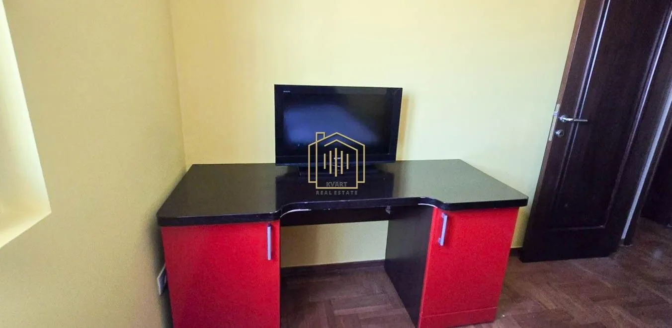 Izdavanje, dvosoban stan, 75m², Stari Aerodrom, Podgorica