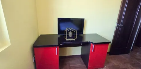 Izdavanje, dvosoban stan, 75m², Stari Aerodrom, Podgorica - image 9