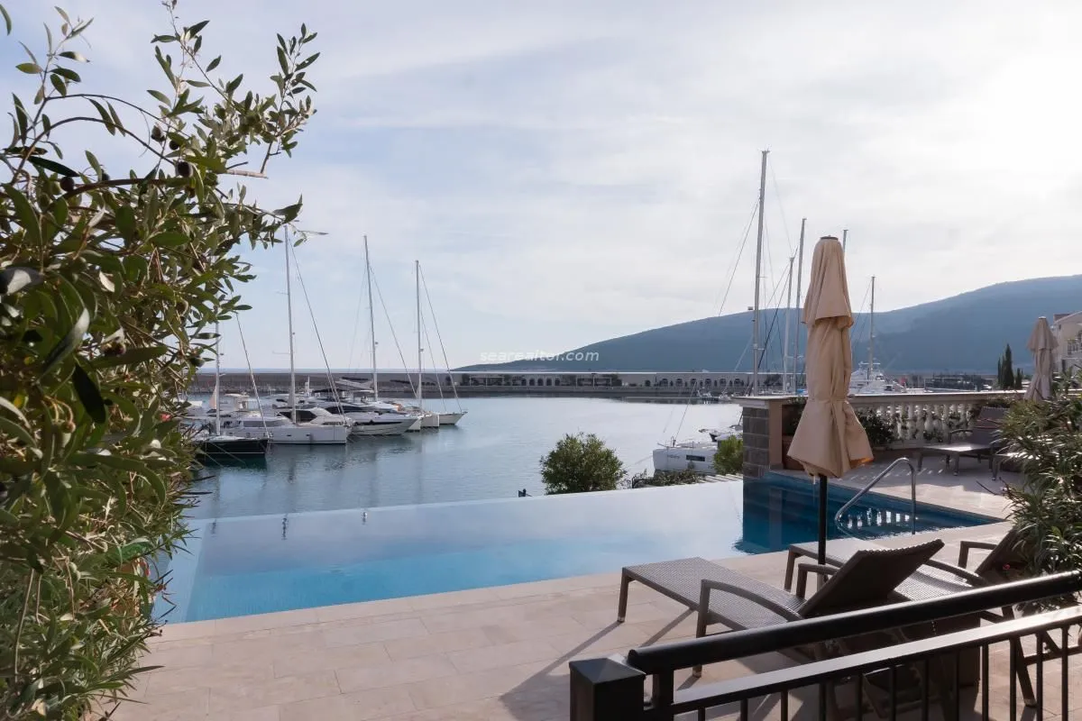 Prodaja, dvosoban stan, 120m², Luštica Bay, Tivat