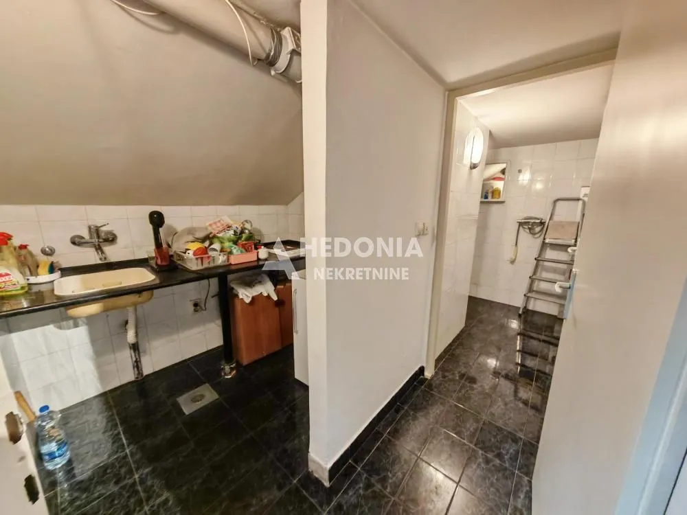 Sale, office space, 51m², Partizanov Stadion, Beograd