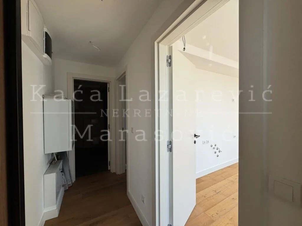 Prodaja, stan, 174m², Lekino Brdo, Voždovac Sve Podlokacije
