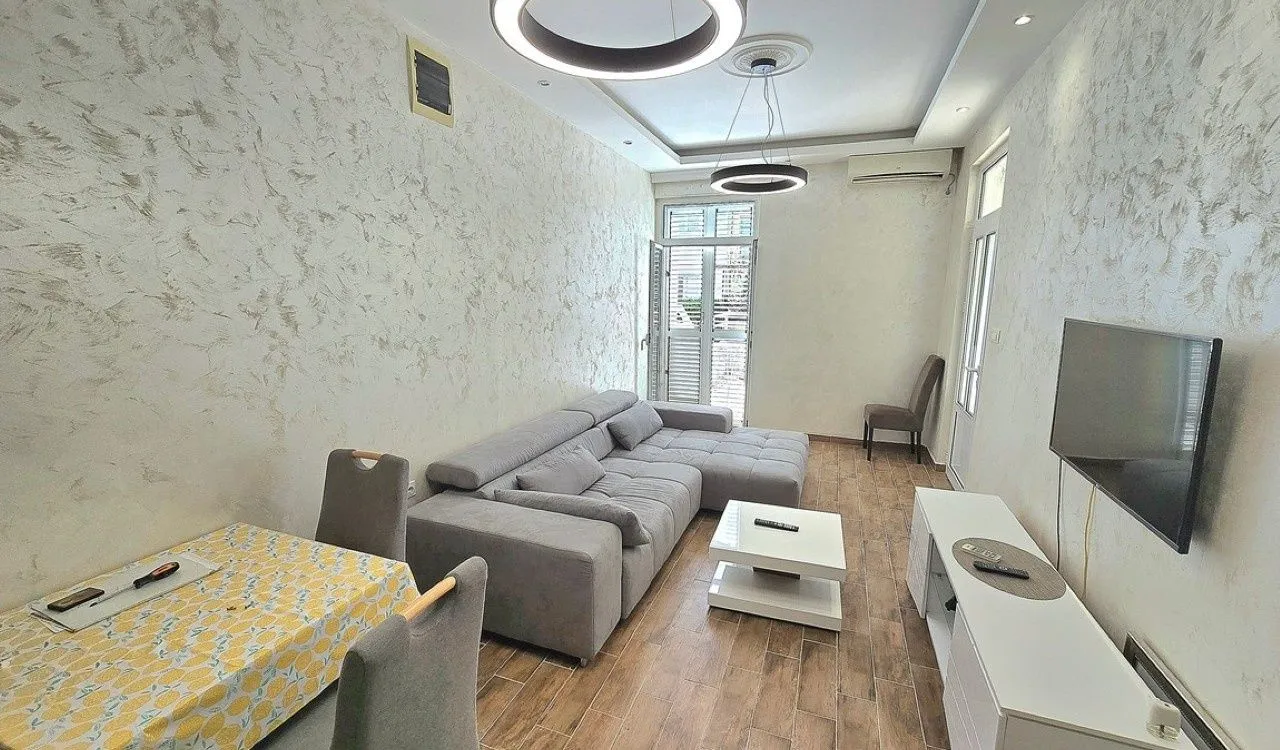 Prodaja, dvosoban stan, 62m², Golubovina, Budva