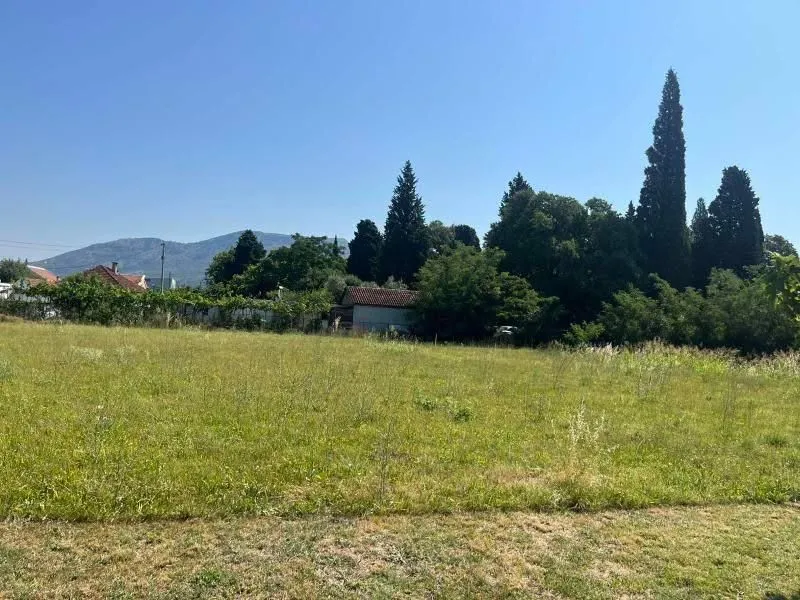 Prodaja, plac, 824m², Masline, Podgorica