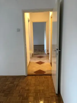 Prodaja, dvosoban stan, 45m², Stari grad, Novi Sad - image 5