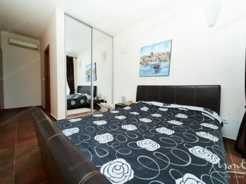 Sale, house, 495m², Bečići, Budva - image 14