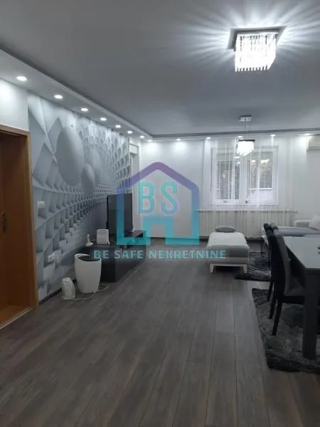 Prodaja, kuća, 154m², Sajlovo, Novi Sad Sve Podlokacije