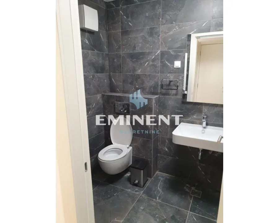 Rent, four bedroom apartment, 105m², Novi Beograd Blok 65, Novi Beograd Sve Podlokacije