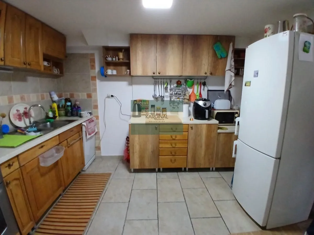 Prodaja, kuća, 273m², Grošnica, Kragujevac
