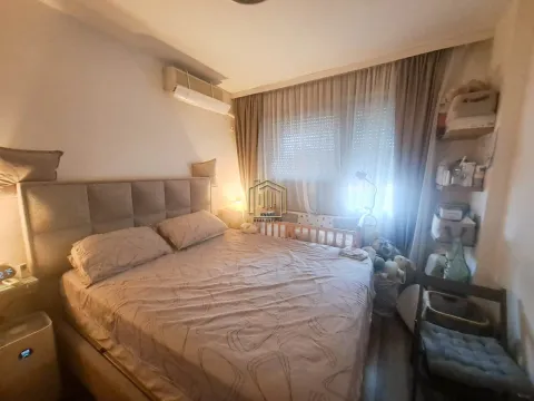 Prodaja, jednosoban stan, 40m², Stari Aerodrom, Podgorica - image 5