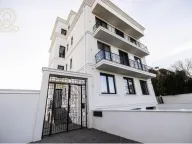 Izdavanje, četvorosoban stan, 135m², Sremska Kamenica, Petrovaradin - image 17