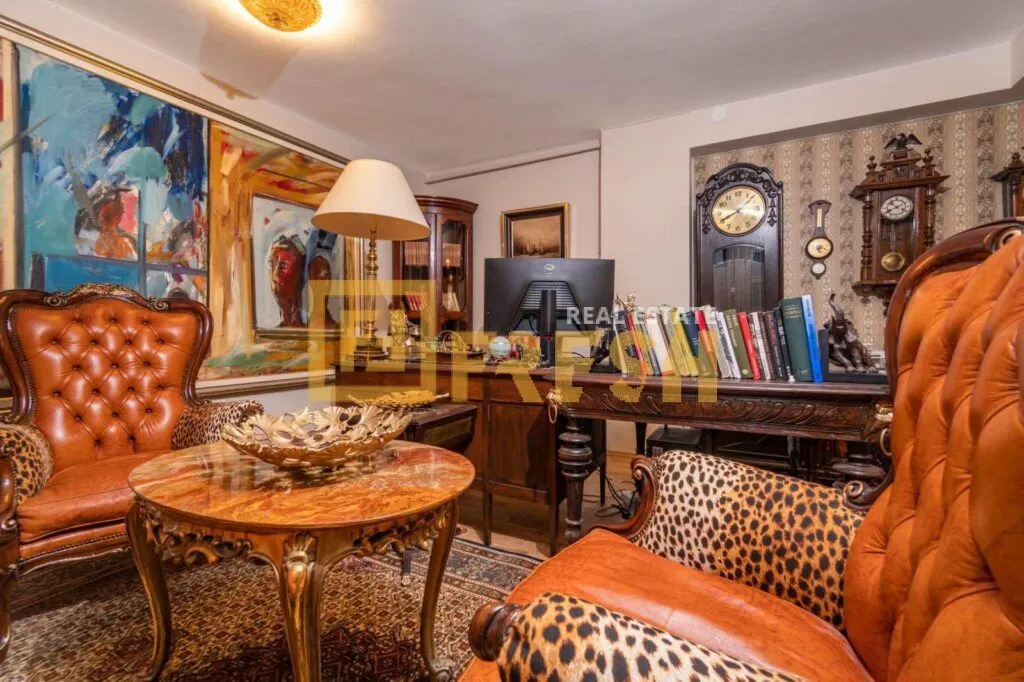 Rent, house, 150m², Gorica C, Podgorica