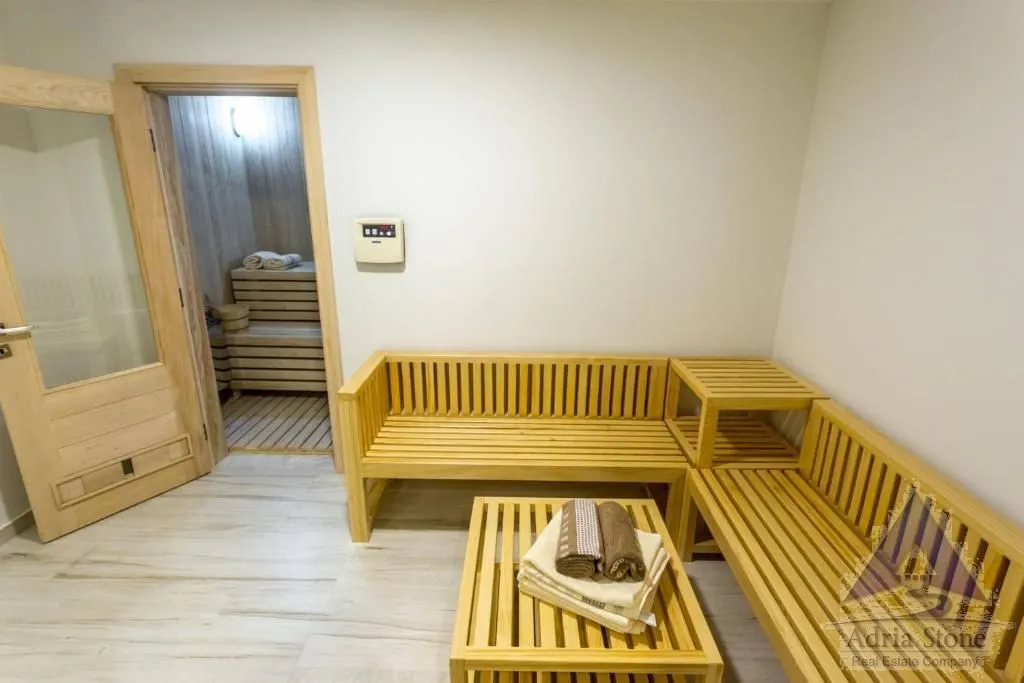 Prodaja, kuća, 420m², Đenovići, Herceg Novi