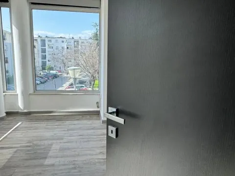 Rent, office space, 120m², Preko Morače, Podgorica - image 6
