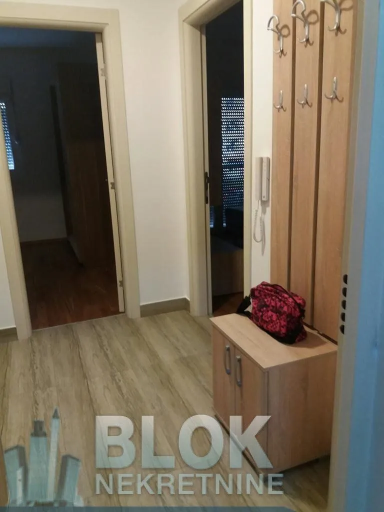 Izdavanje, jednosoban stan, 45m², Zabjelo, Podgorica
