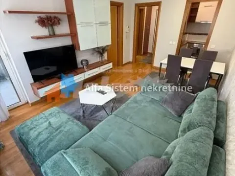 Stan in Đeram Pijaca