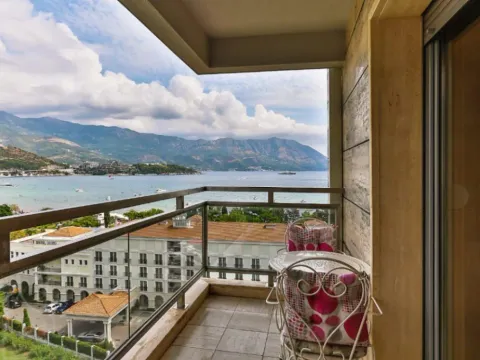 Rent, two bedroom apartment, 75m², Budva, Crna Gora - image 2