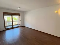 Izdavanje, dvosoban stan, 69m², Master Kvart, Podgorica