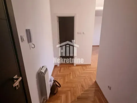 Prodaja, jednosoban stan, 43m², Zemun Cara Dušana, Zemun Sve Podlokacije - image 8